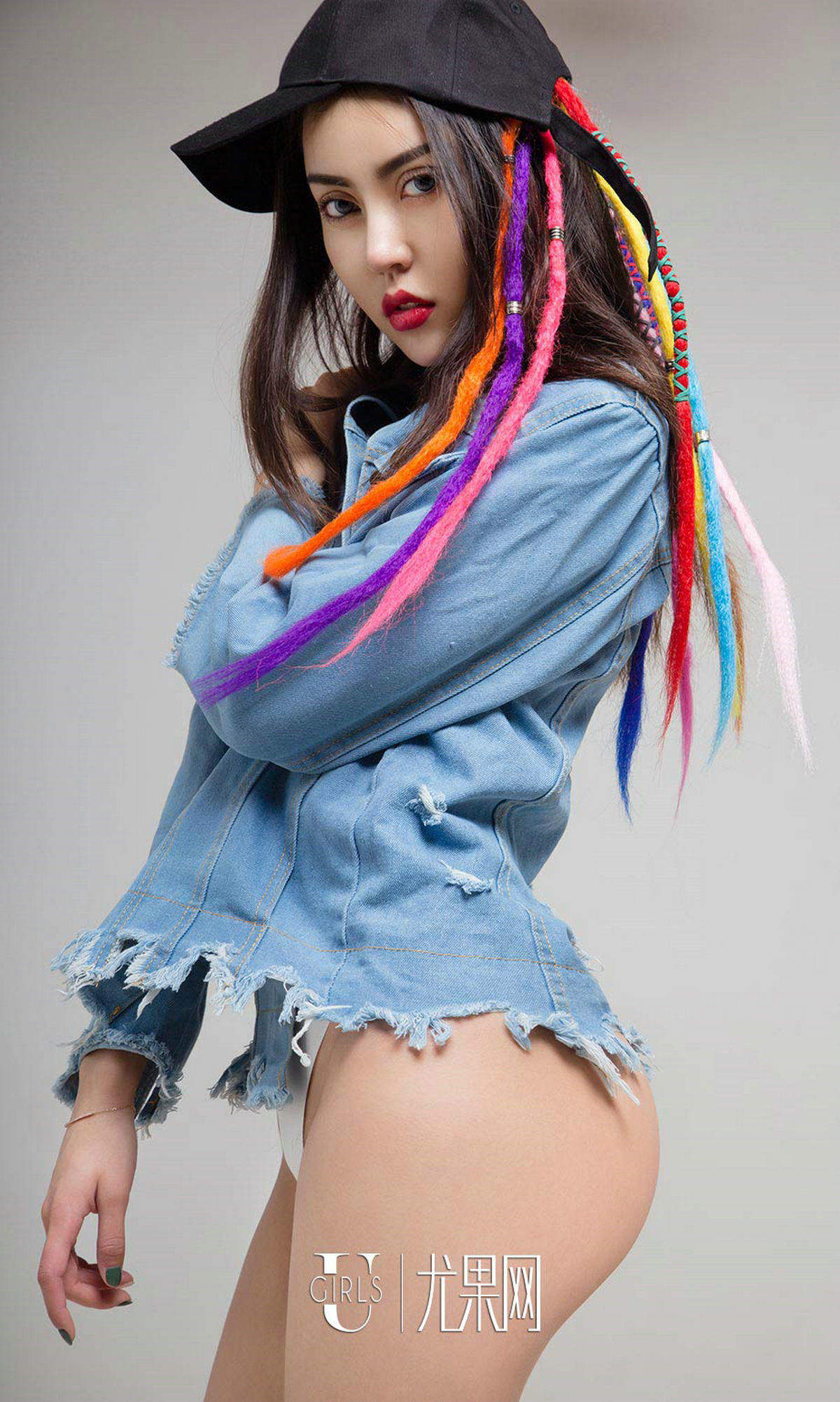 美女明娜图片