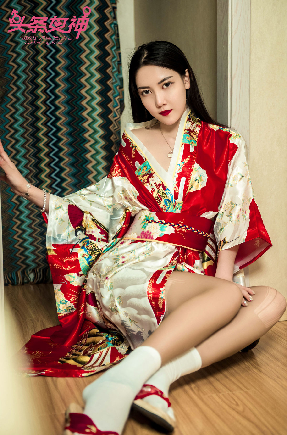上海美女模特冯雪娇黑裙丽人写真集图片