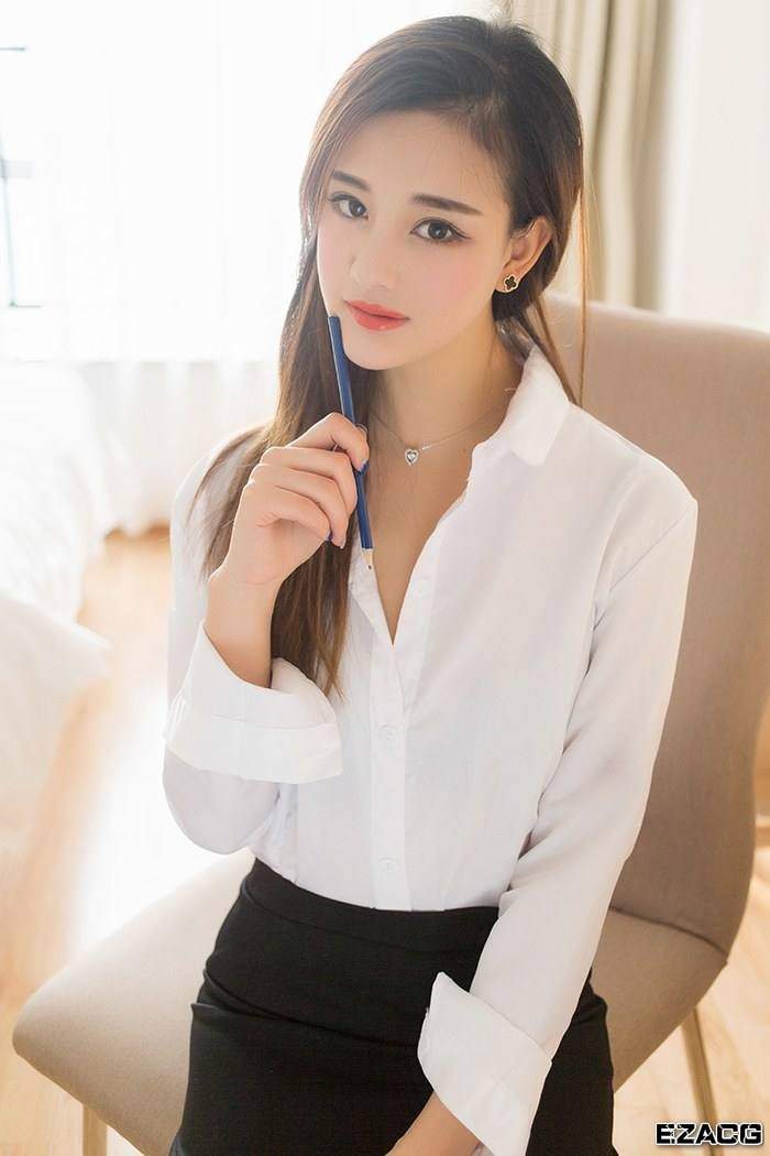 上海美女模特冯雪娇黑裙丽人写真集图片