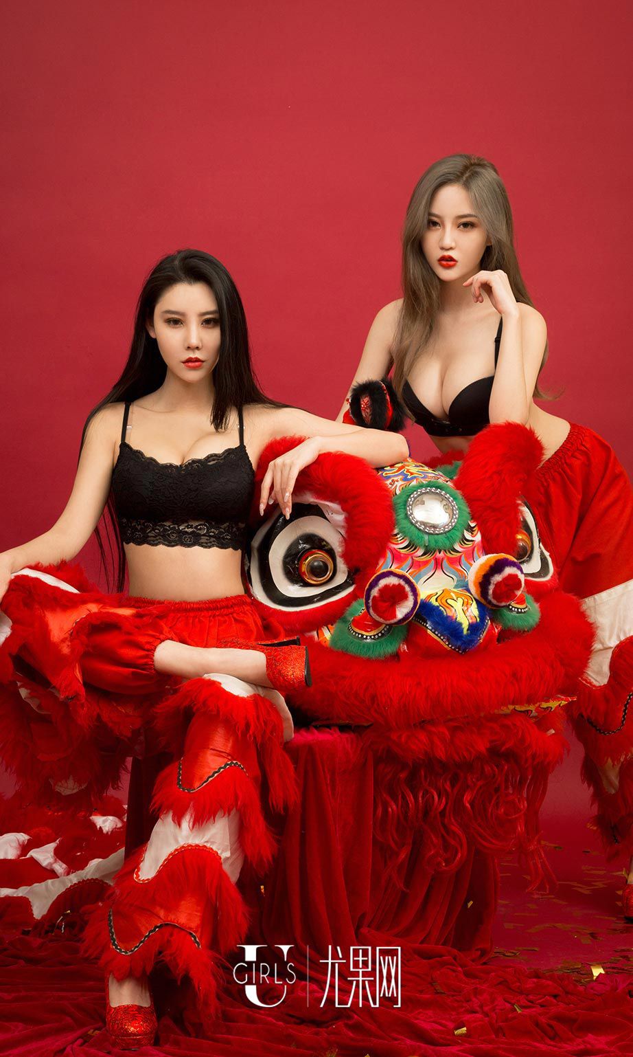 日韩美女摄影宁然Mikka施诗鸡祥如意高清模特写真集图片
