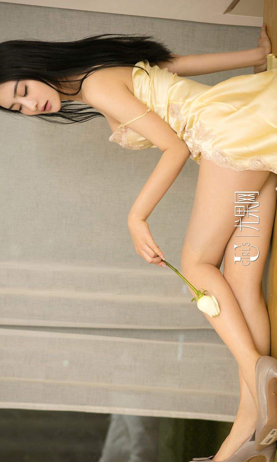 秀人网90后嫩模乔菲菲常了得高清美女写真集图片
