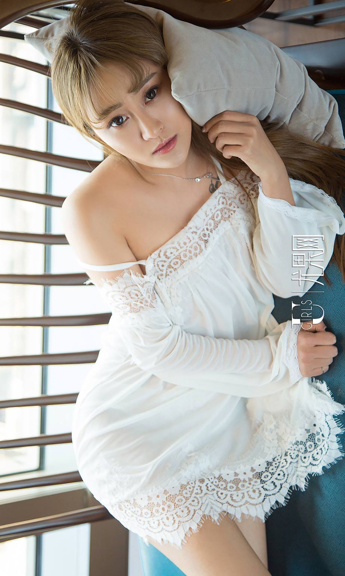 美女王楠图片