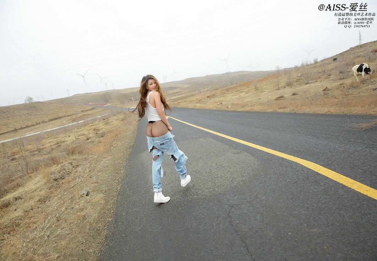 美女若兮图片