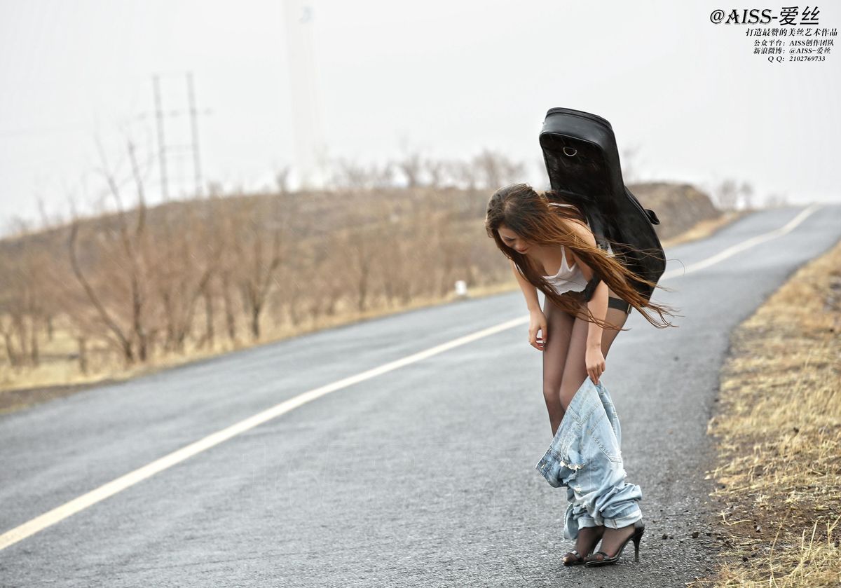 美女若兮图片