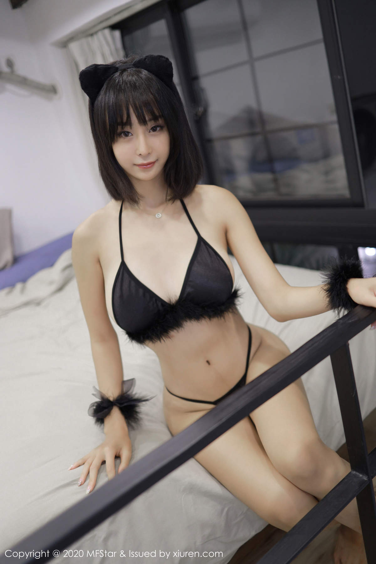 蓝夏Akasha图片