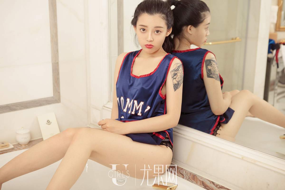 美女凌菲图片