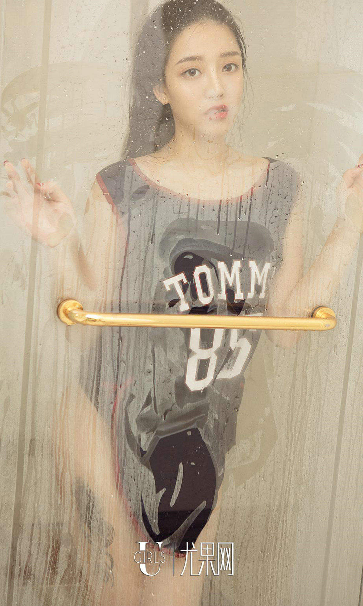 美女凌菲图片