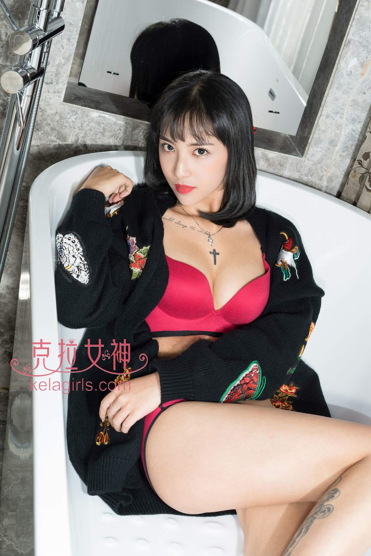 最新美女789mmm模特凌雪暧昧缠绕高清妹子写真集图片