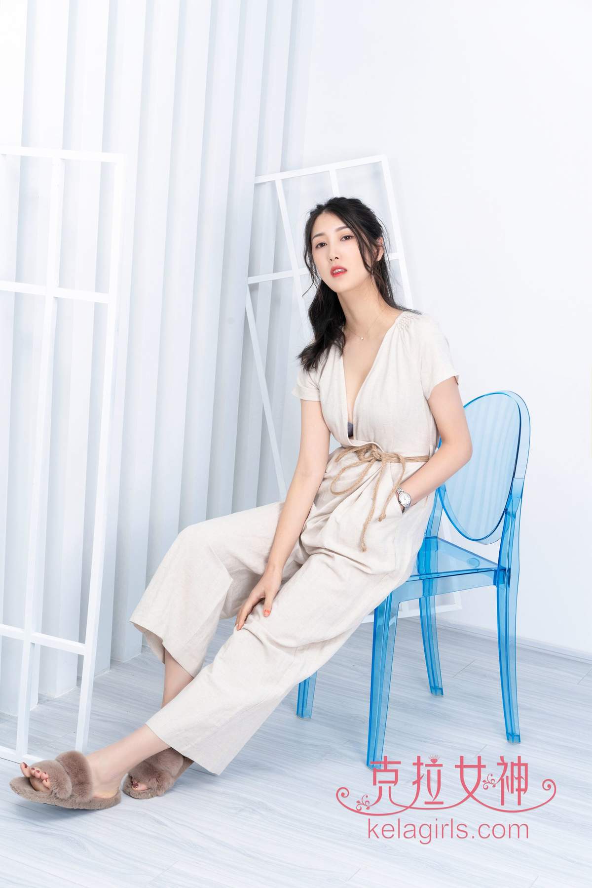美女王睿图片