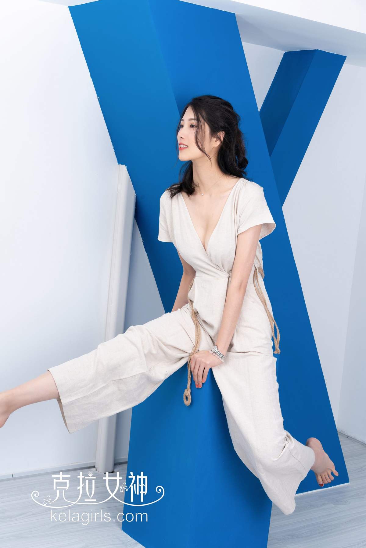 美女王睿图片