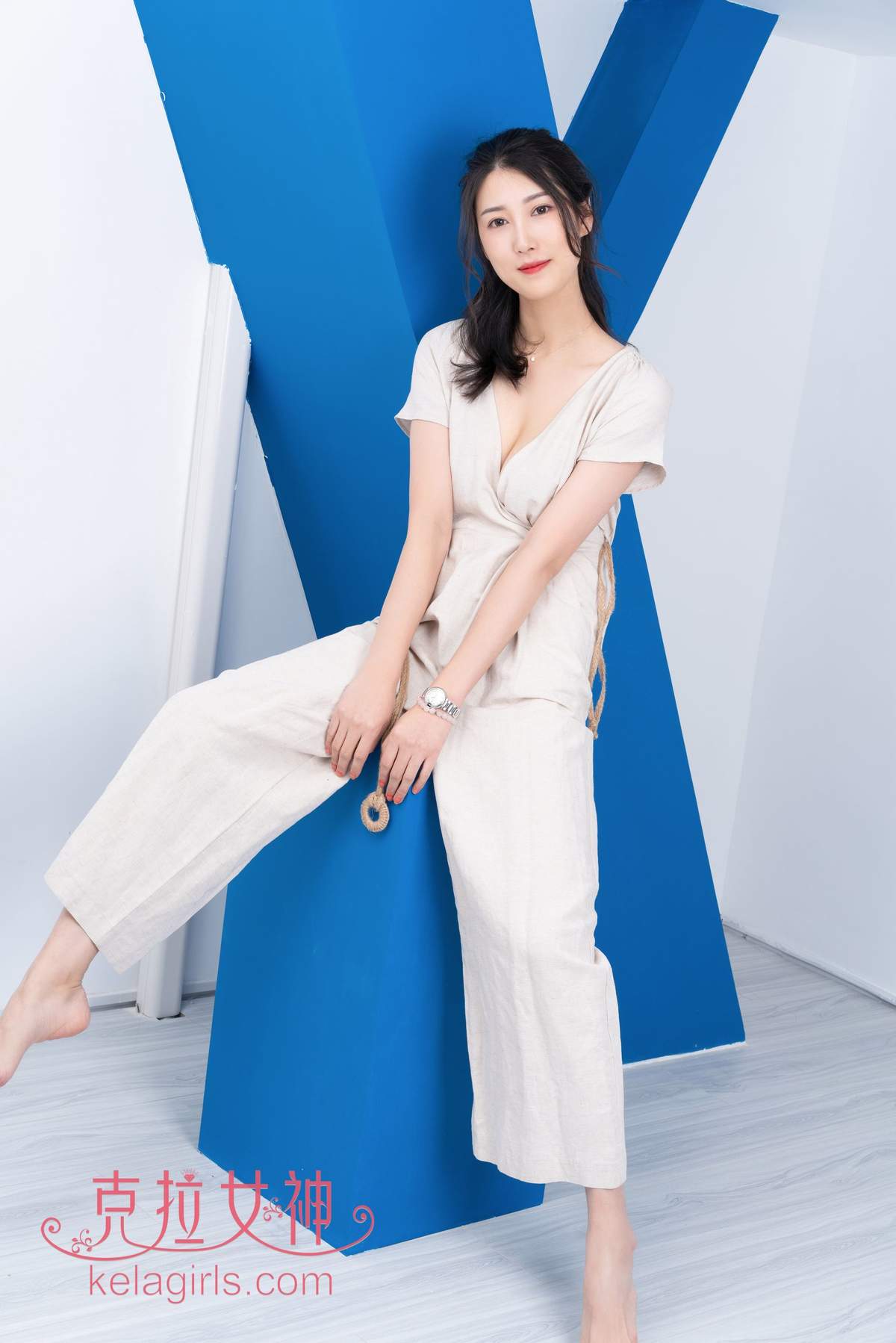 美女王睿图片