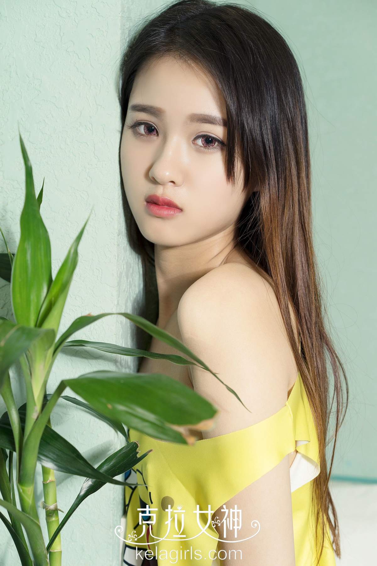 日韩美女模特mm1314小沐浴缸戏萝莉高清妹妹写真集图片