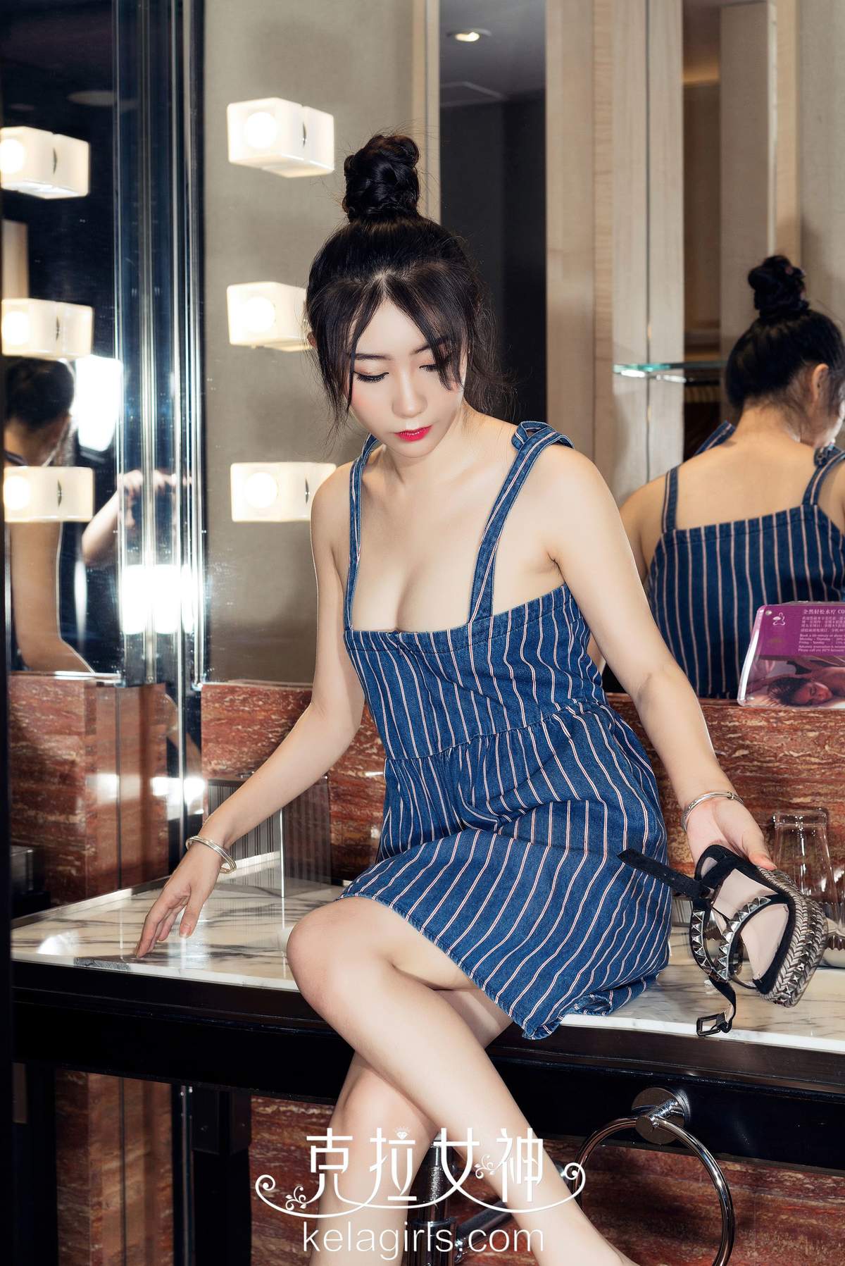 美女小鹿图片