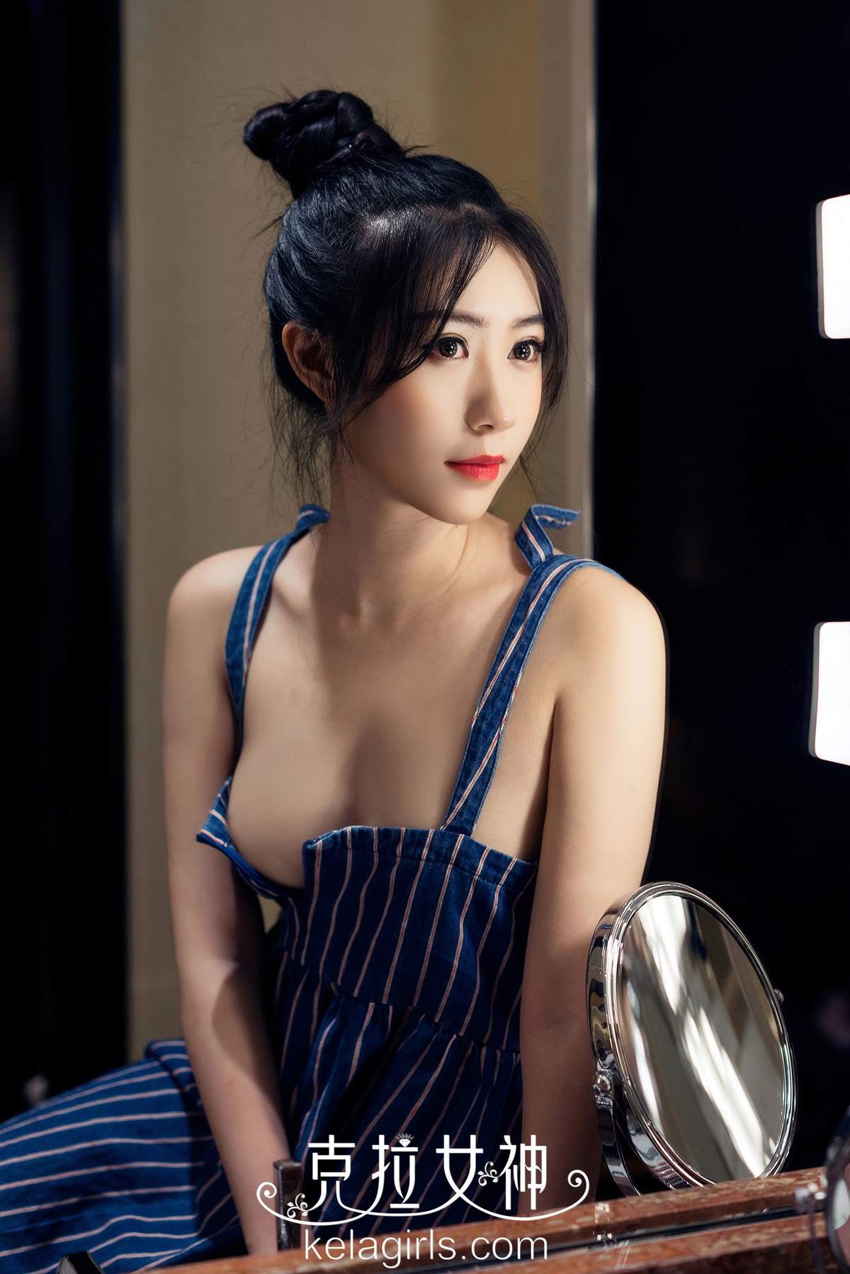 美女小鹿图片