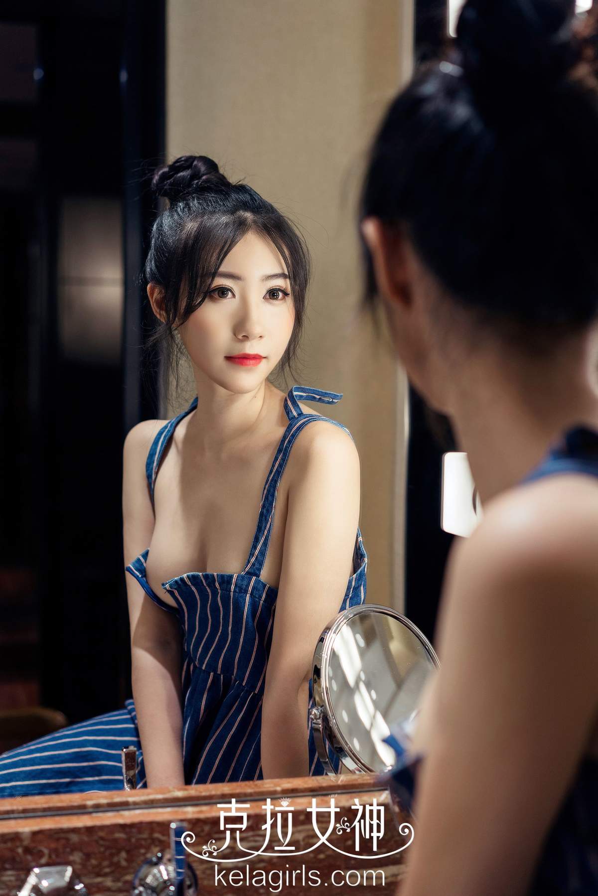 美女小鹿图片