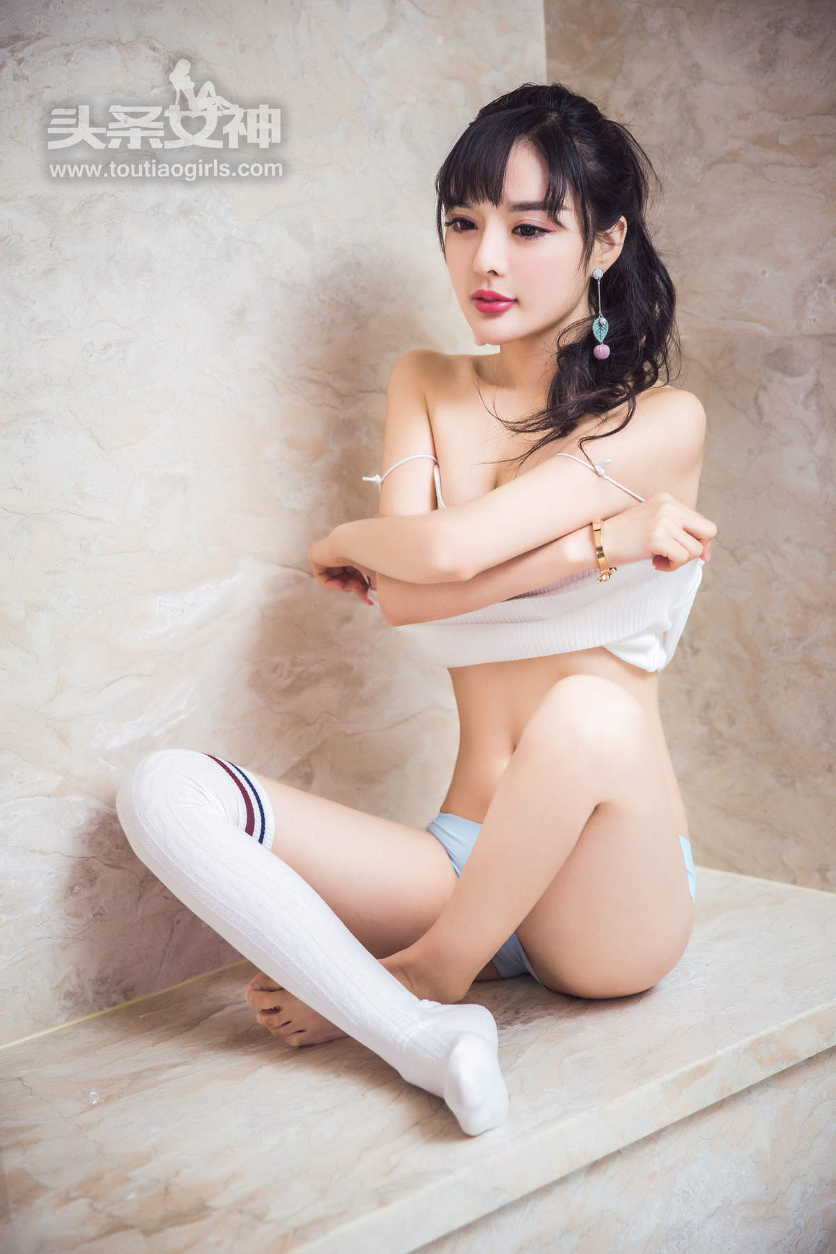 亚洲美女模特169mm周熙妍期中考试高清妹妹写真集图片