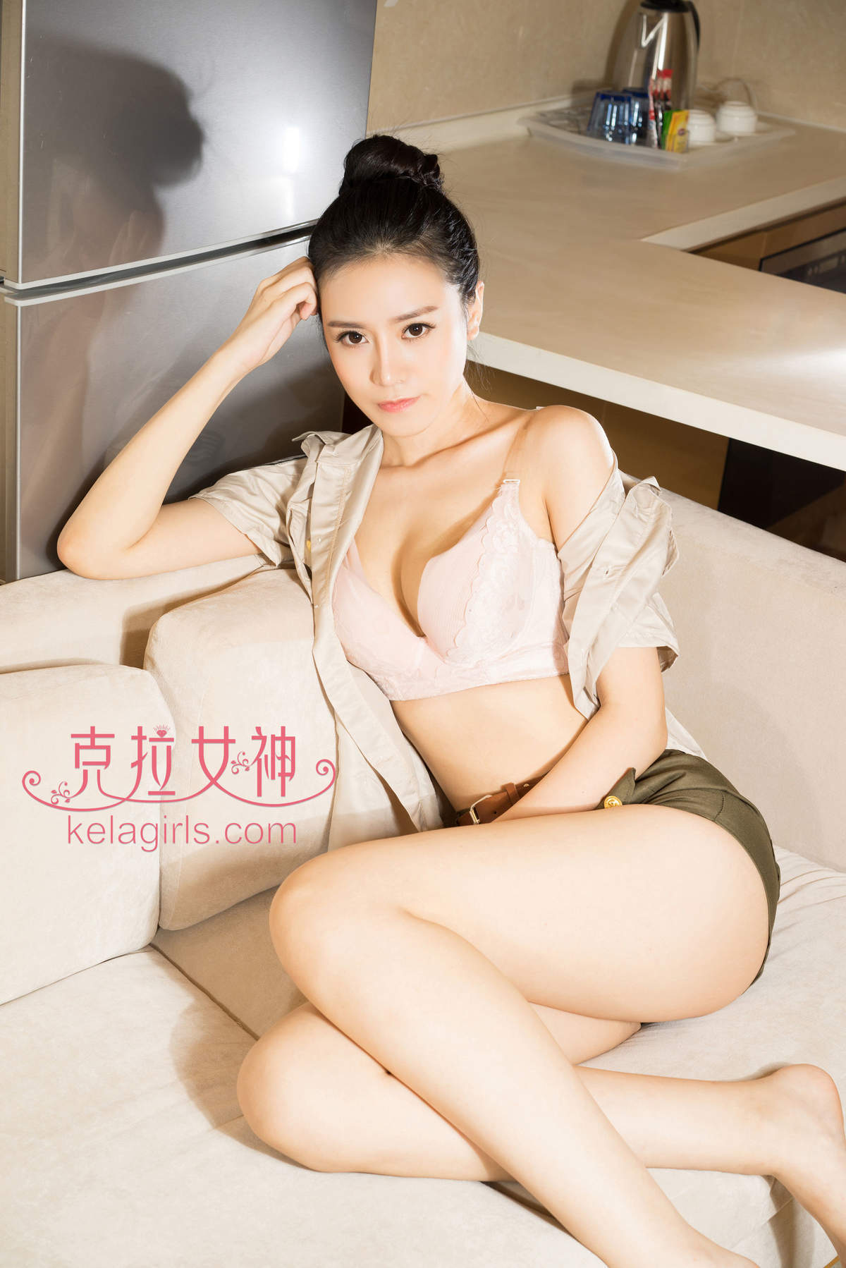 美女夏彤图片