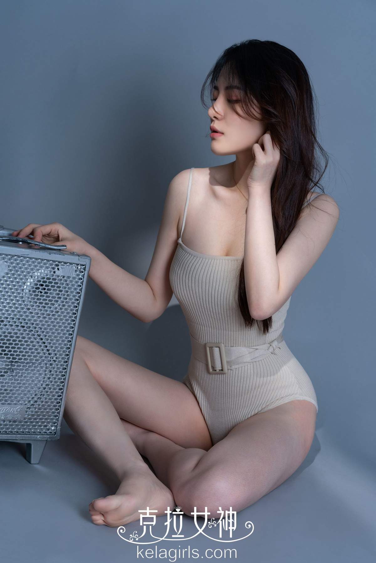 日韩美女模特888百琳海洋之心高清美女写真集图片