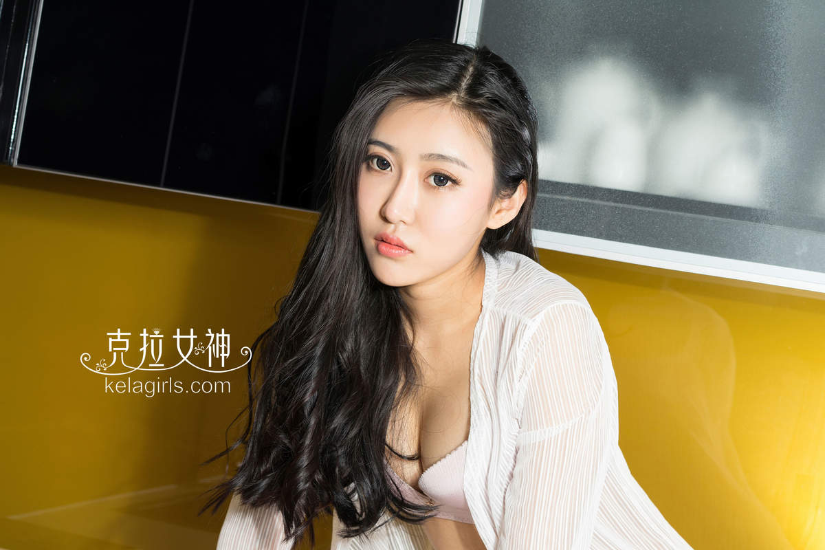亚洲美胸美女模特周子瑶翘臀小妖精高清写真集图片