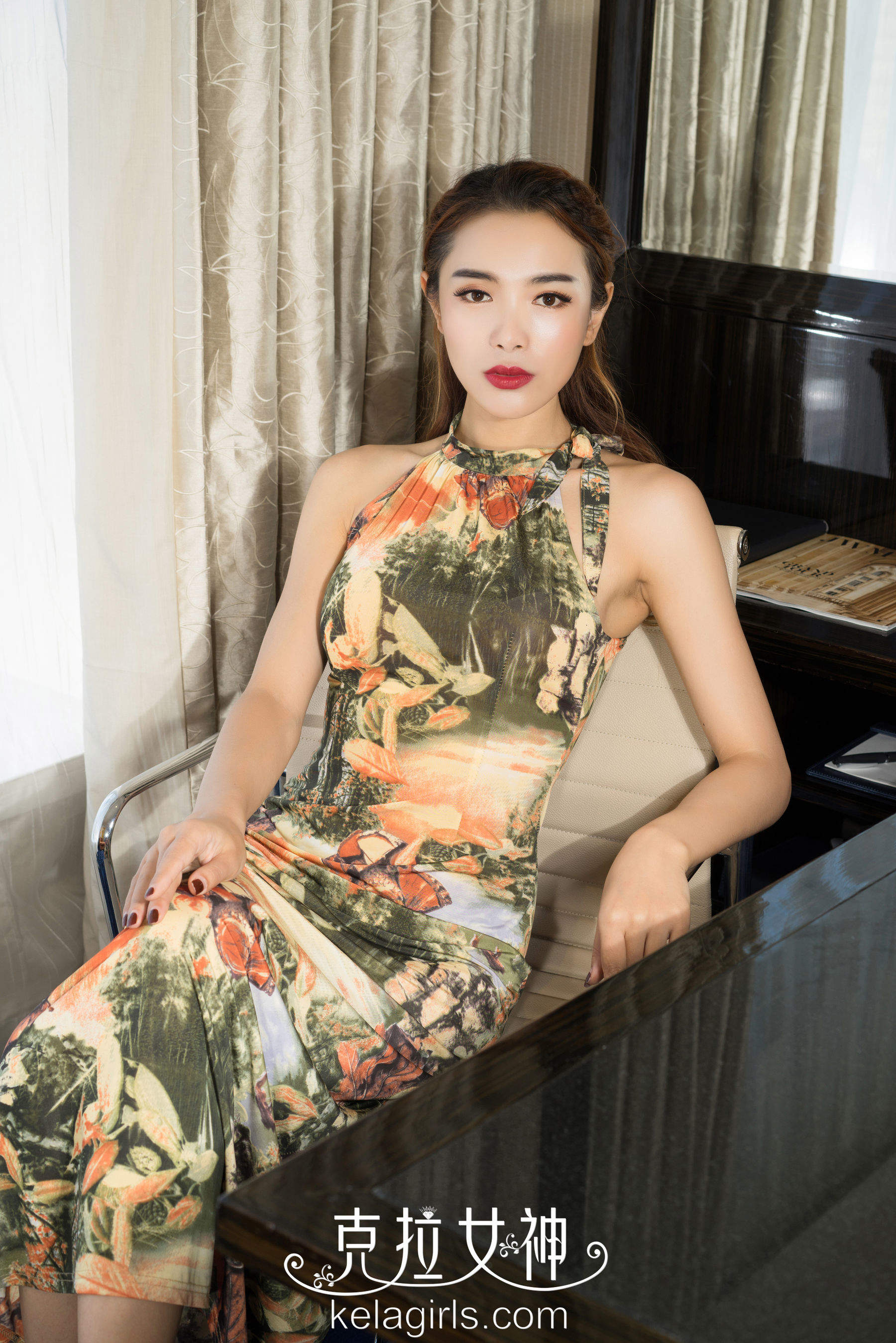 日韩7160美女模特曼琼烈焰红唇高清妹子写真集图片
