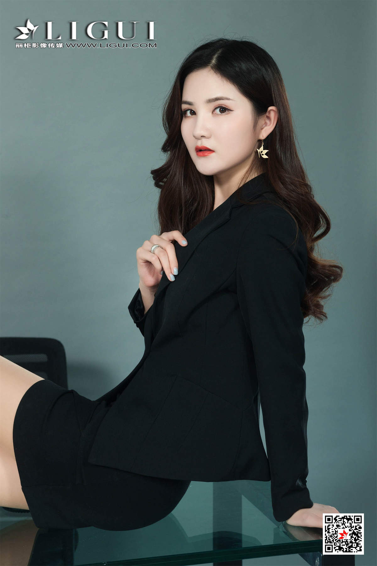 美女安妮图片