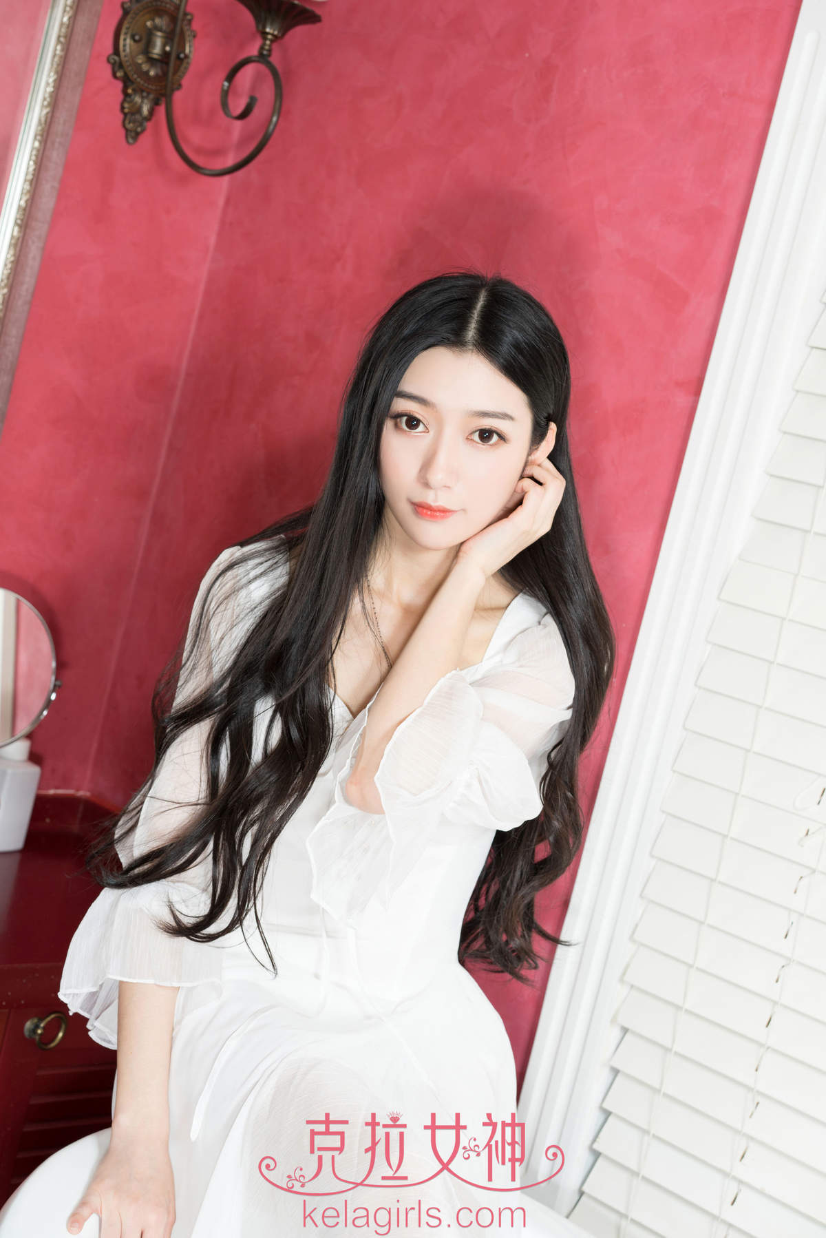 美女小新图片