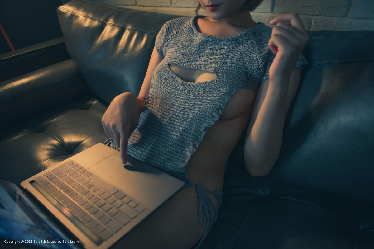超好看漂亮美女黒黑性感萌妹高清妹子写真集图片