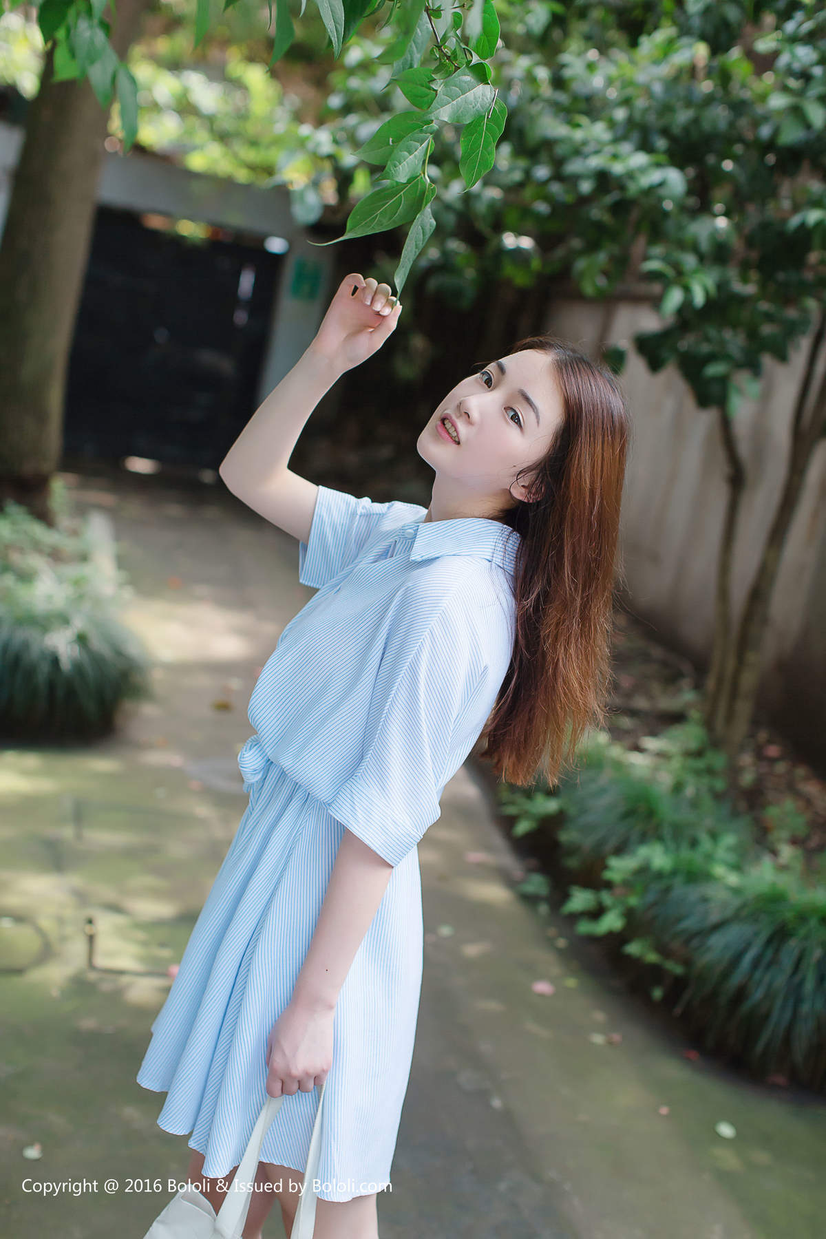 亚洲美女网沈欣雨绵绵的酥胸高清妹子写真集图片