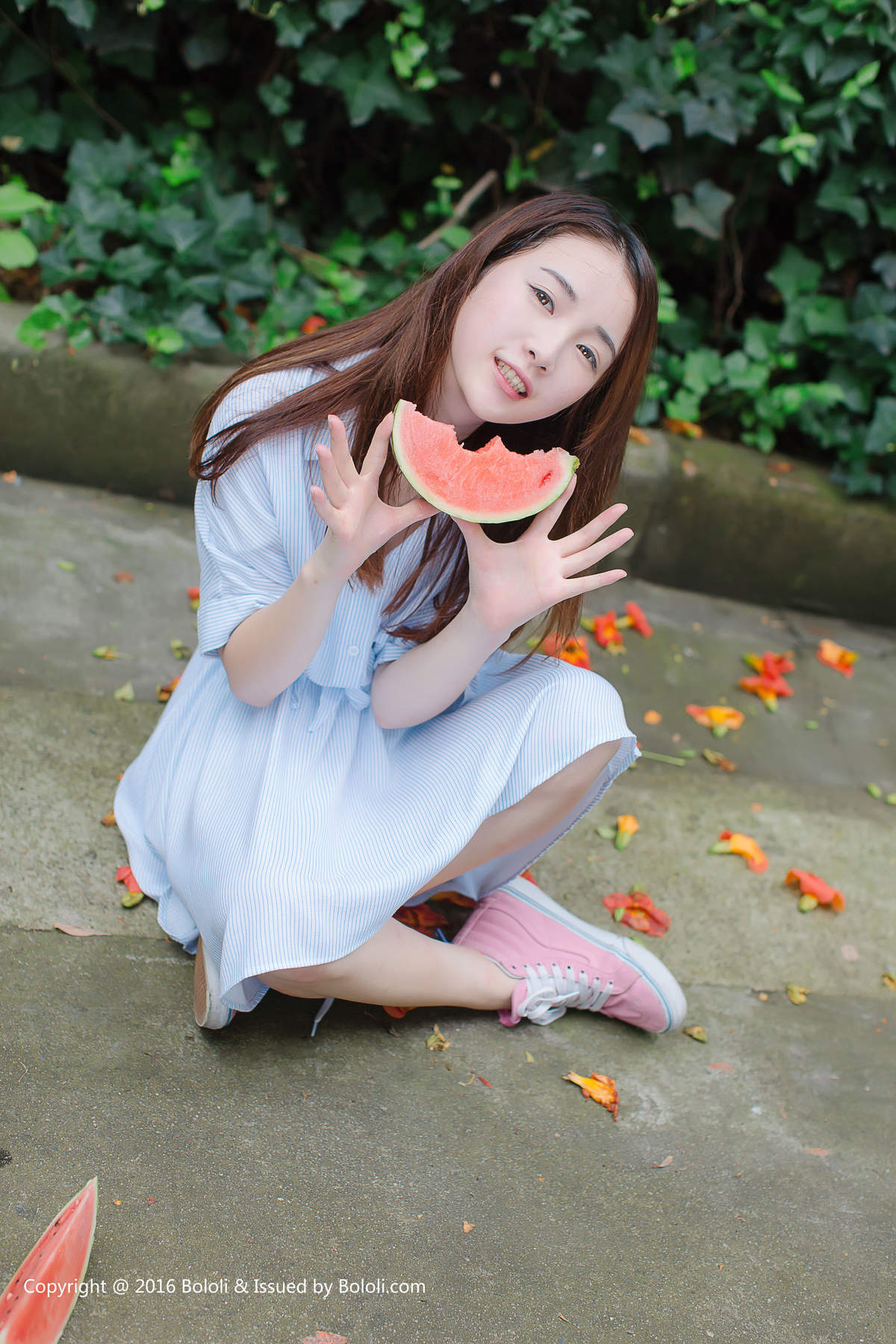 亚洲美女网沈欣雨绵绵的酥胸高清妹子写真集图片