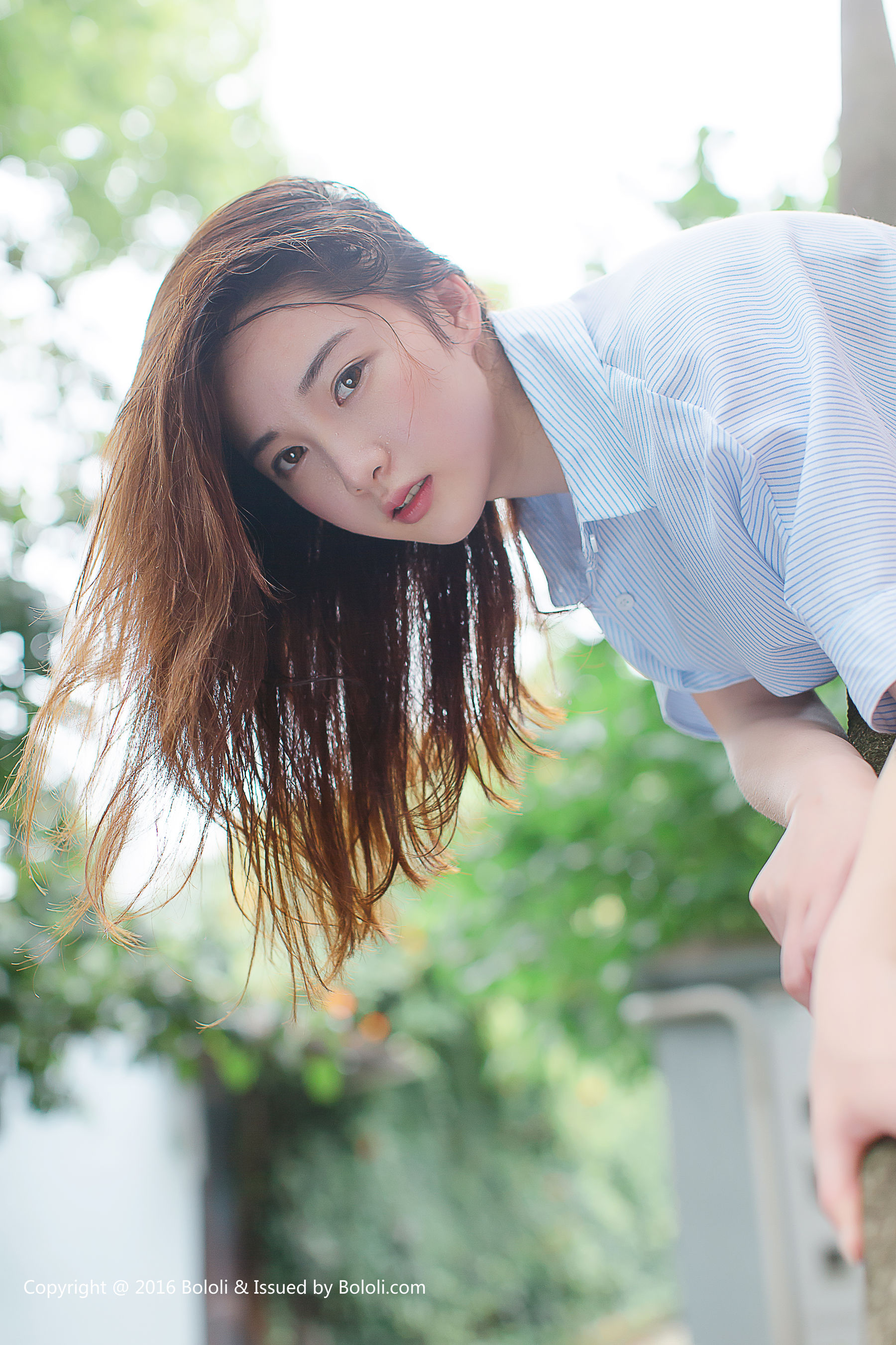 青春美女沈欣雨夏日の西瓜KIM004日本写真集图片