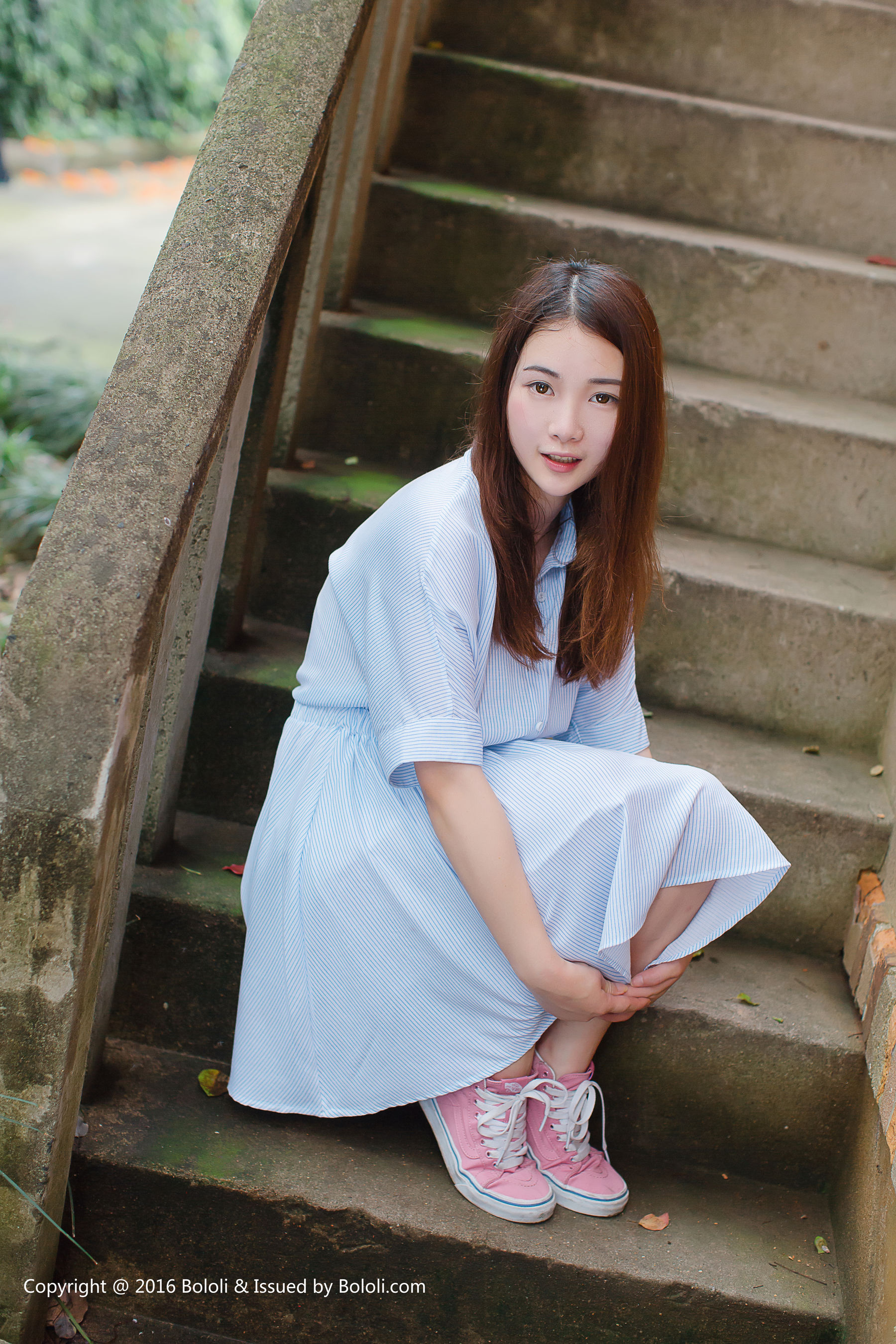 青春美女沈欣雨夏日の西瓜KIM004日本写真集图片