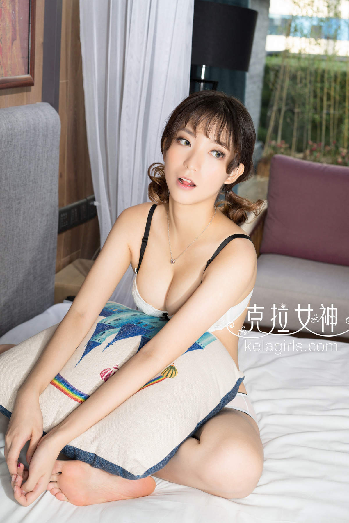 美女奈奈图片