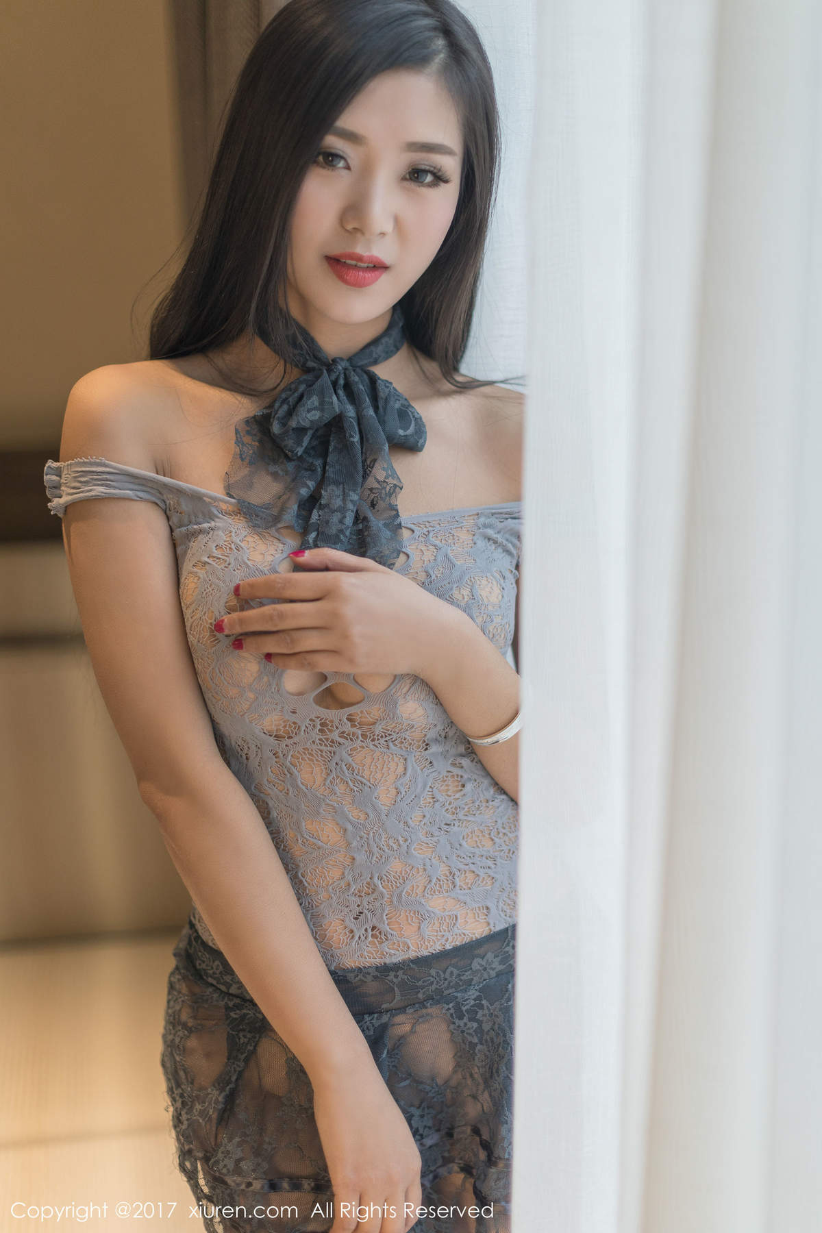 亚洲销魂美女图库宋-KiKi男式衬衣真空纱网高清妹子写真集图片
