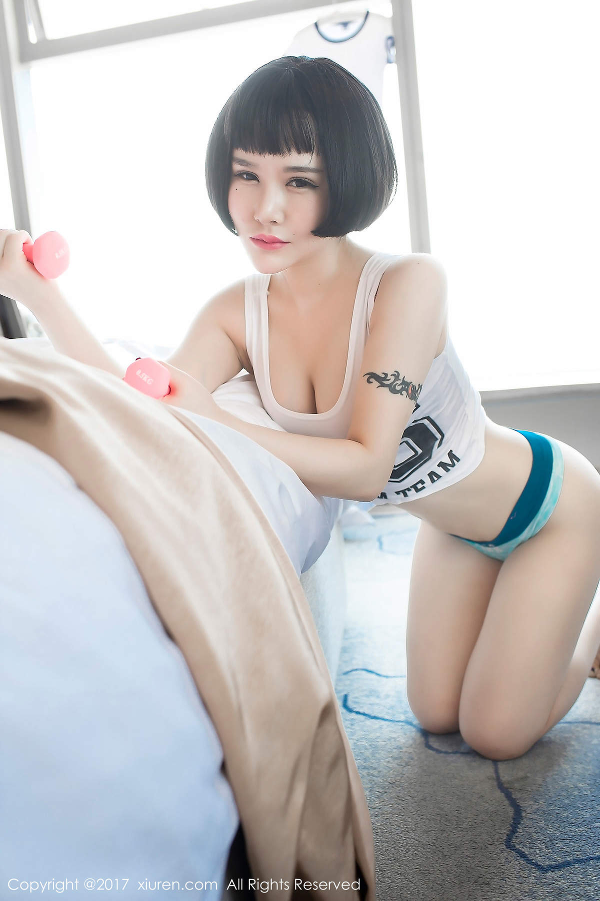 美女佑熙图片