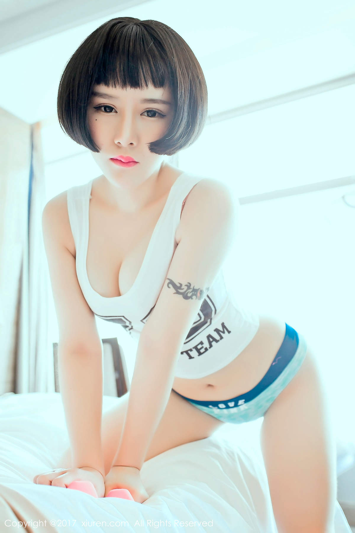 美女佑熙图片