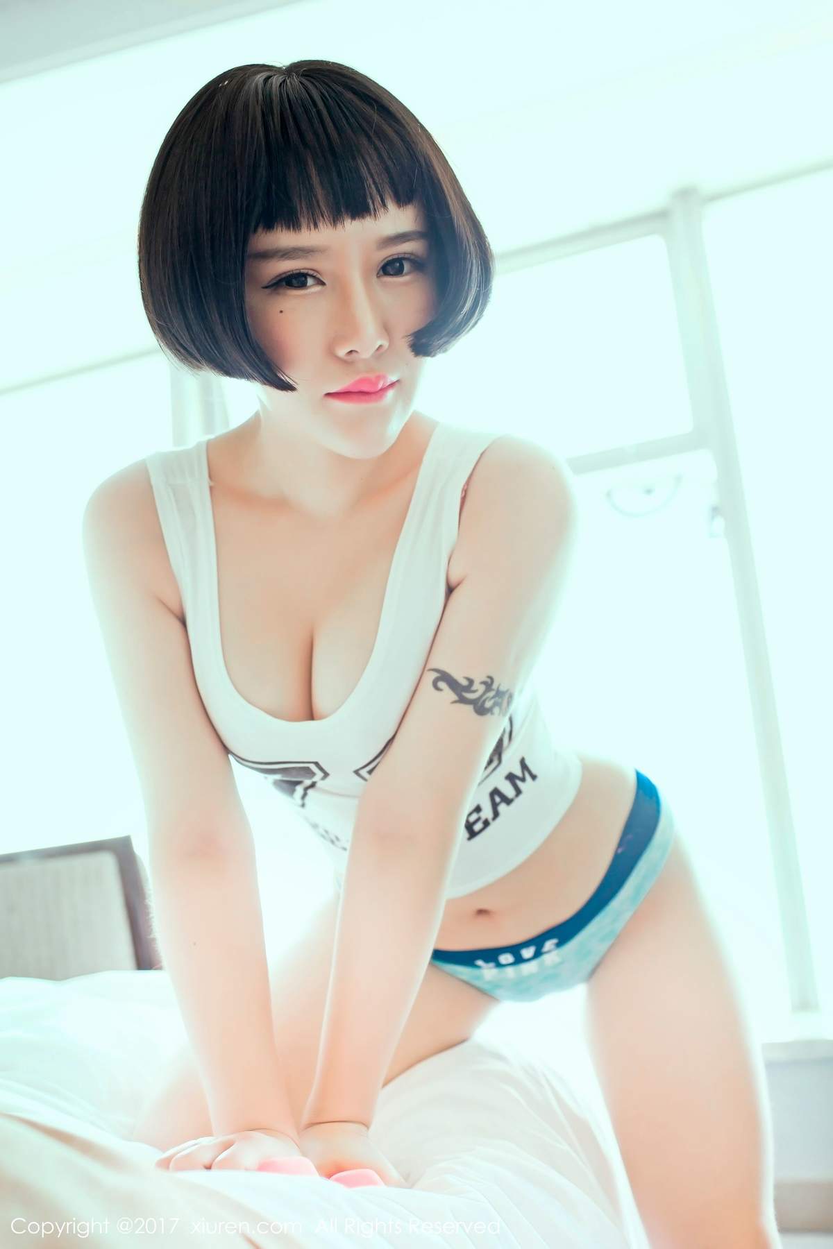 美女佑熙图片