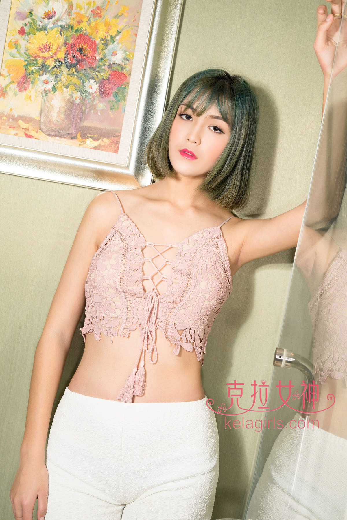 网络美女模特朵哈写真图集图片