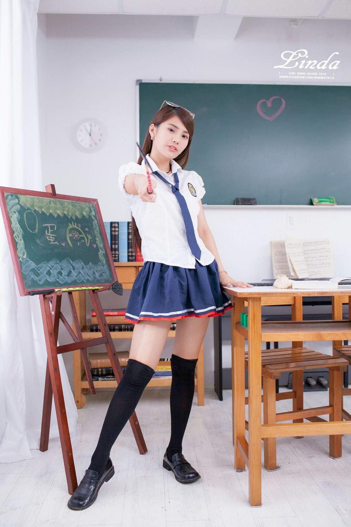 美女琳妲图片