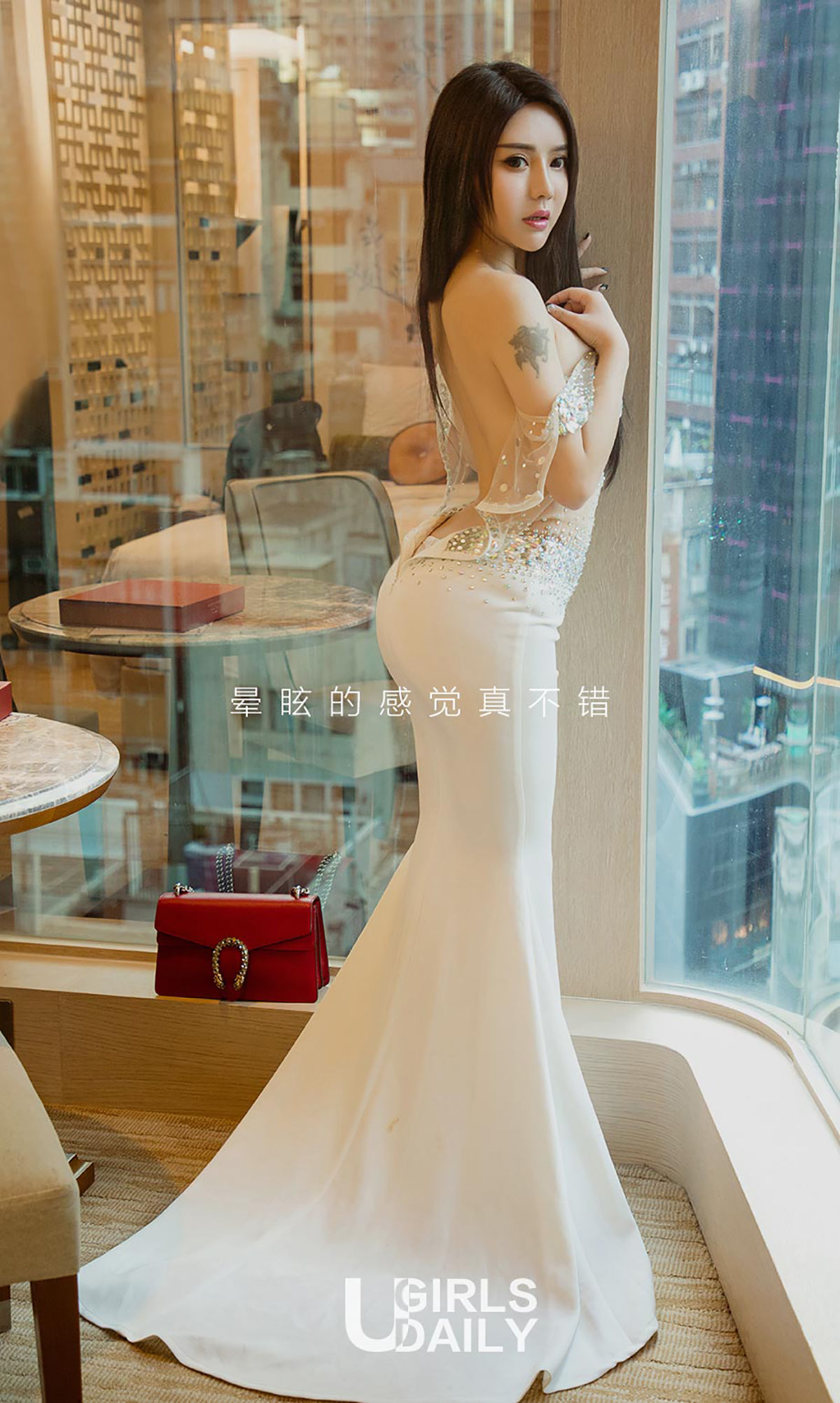 亚洲美女模特孙一菲白衣仙子高清模特写真集图片