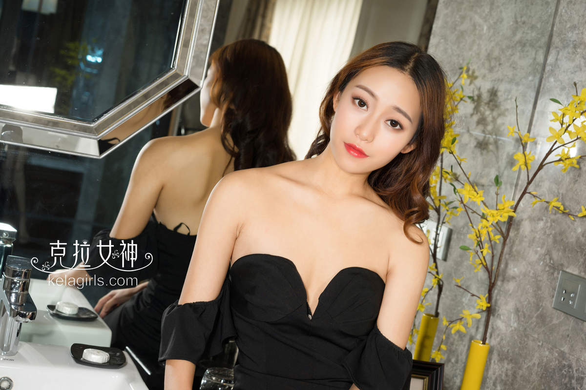 美女惠茜图片