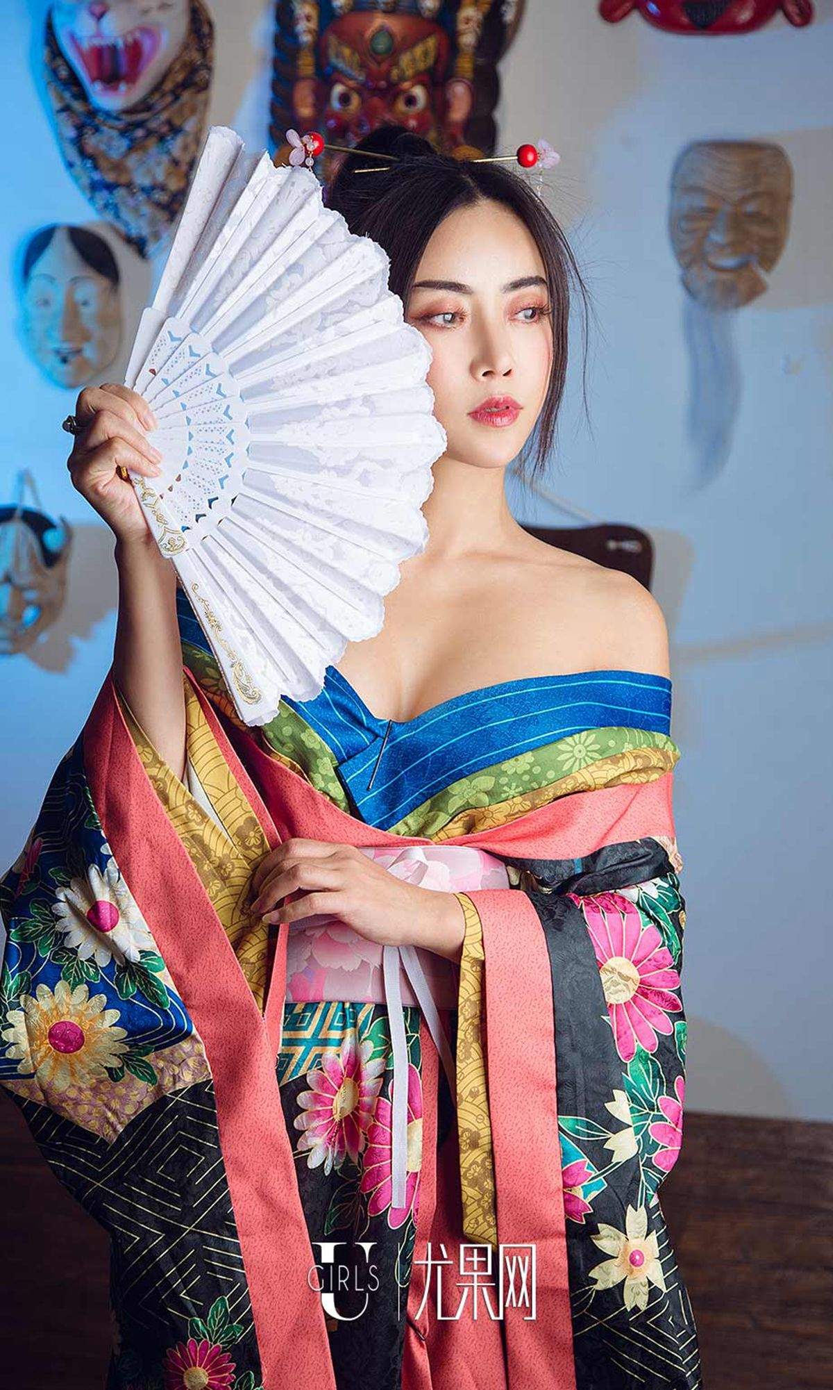 金梓琳图片