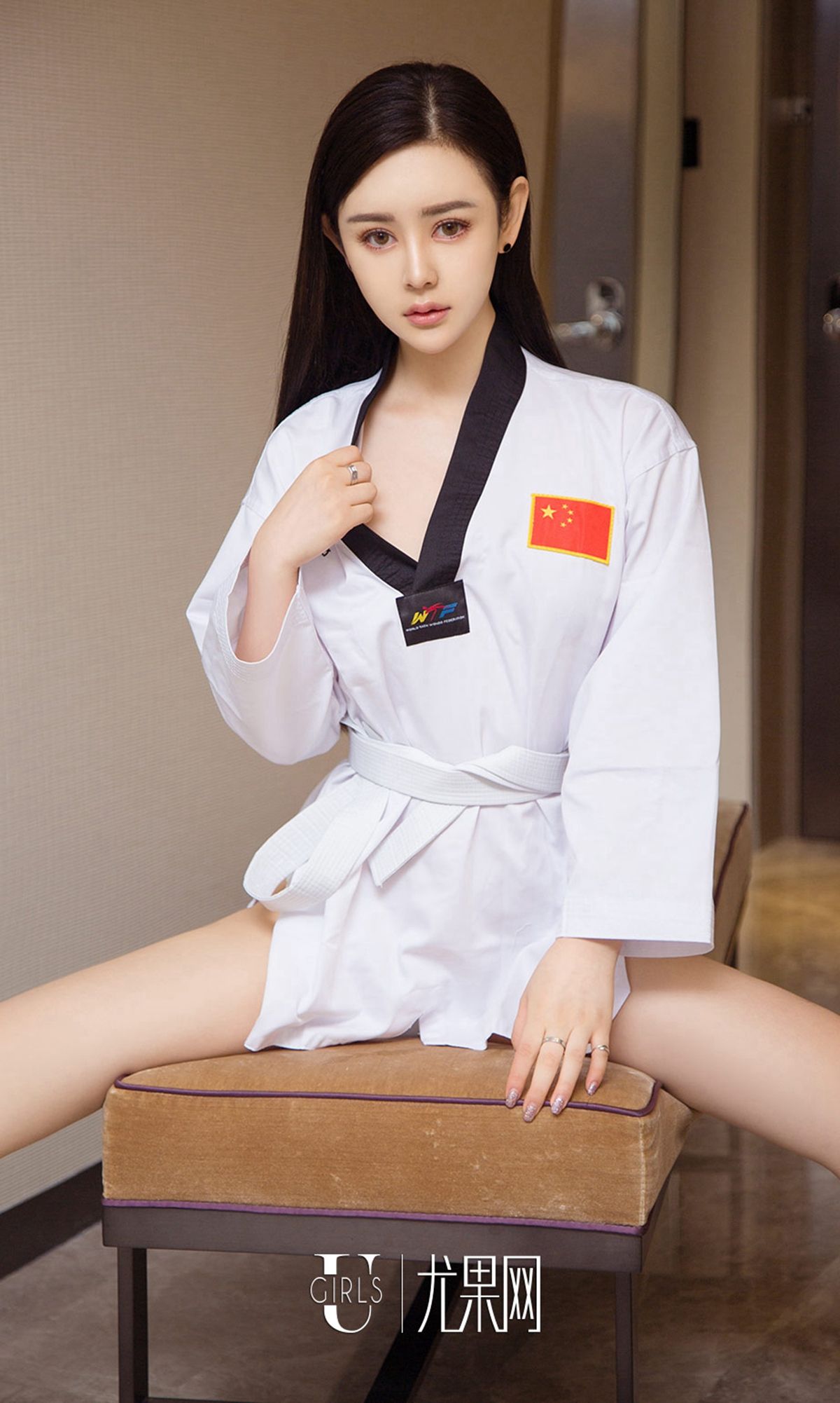 亚洲美女美女丰乳模特米奇卸甲软妹高清mm写真集图片