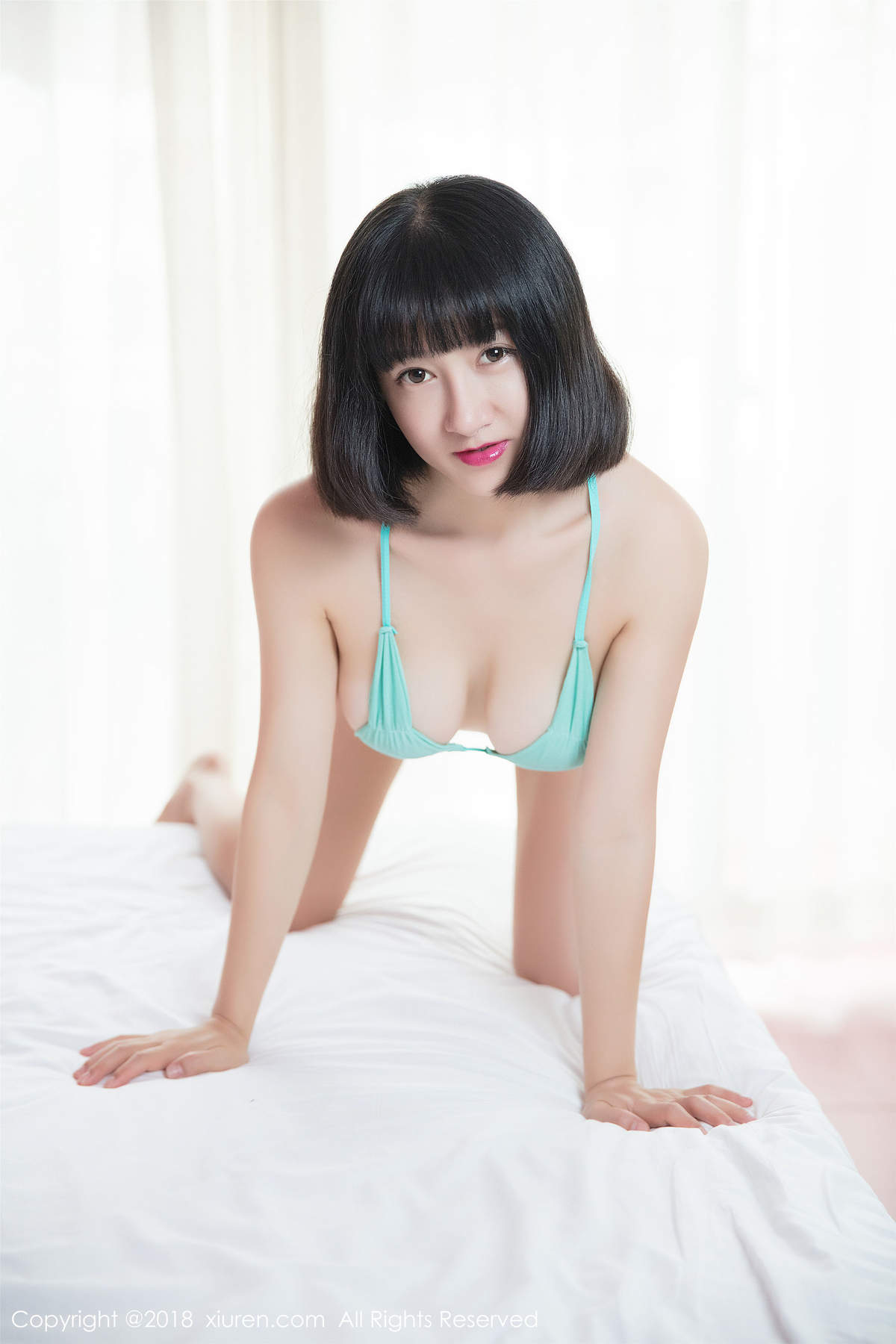 香港90后清纯嫩模三点式内衣小探戈捆绑SM高清美女写真集图片