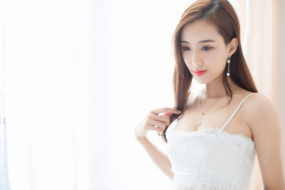 美女猫宝图片