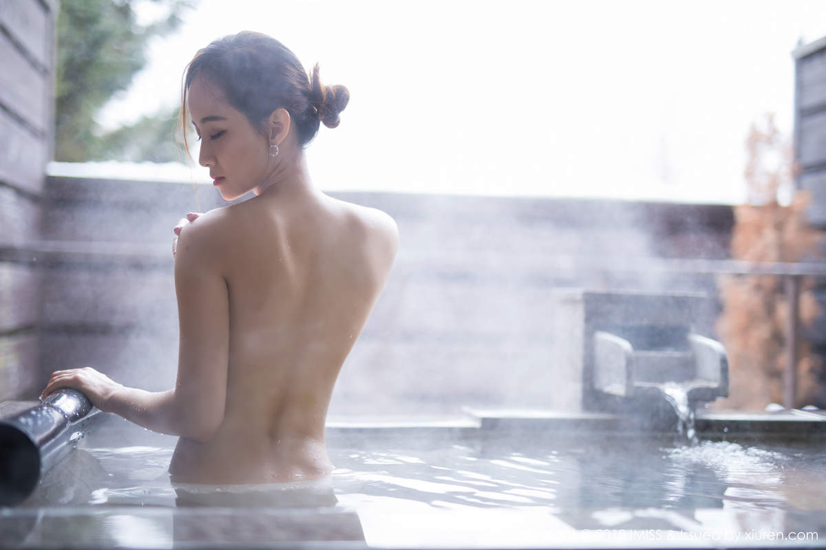 美女猫宝图片