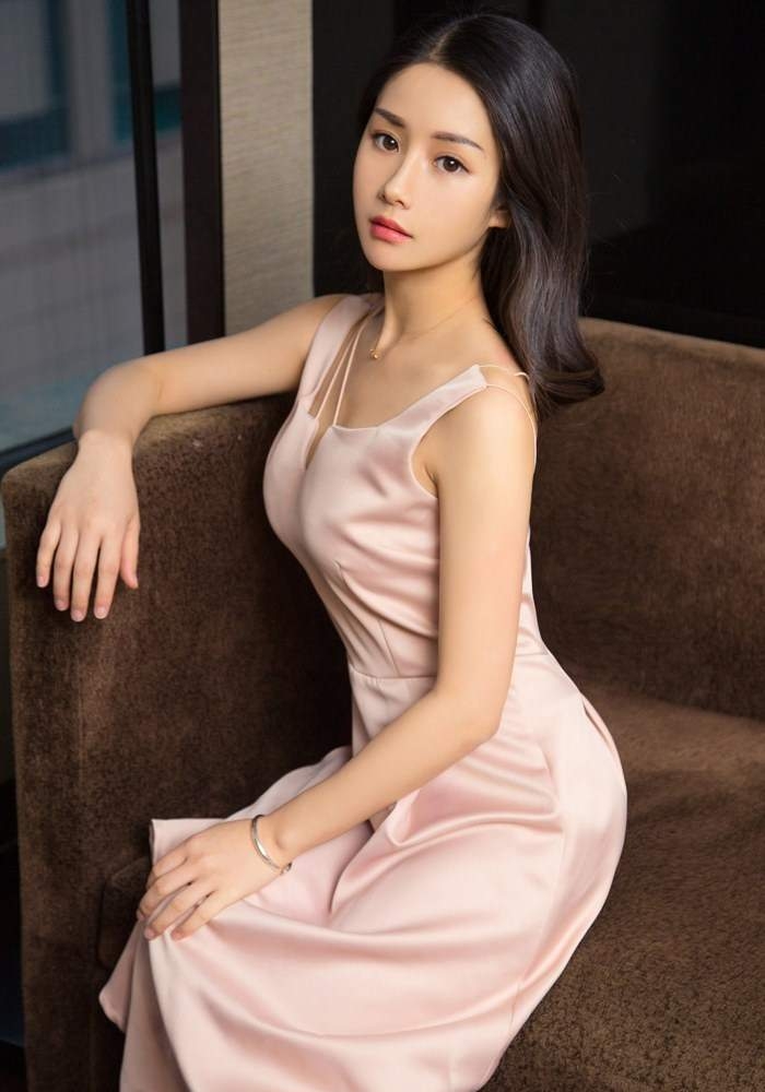 美女颖儿图片