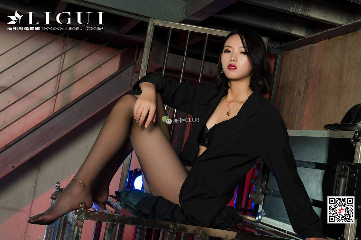 日韩女优美女模特腿模敏儿黑丝女王美脚网络丽人高清妹子写真集图片