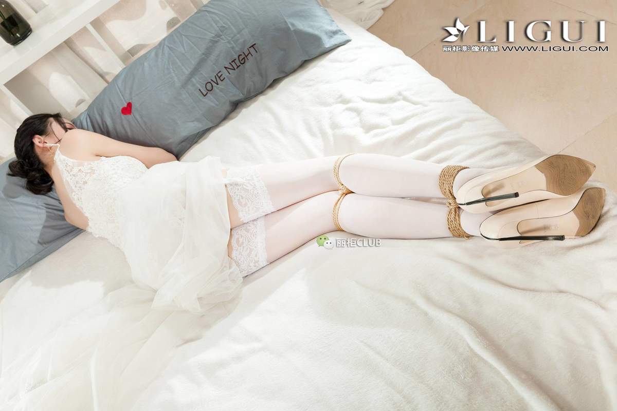 美女敏儿图片