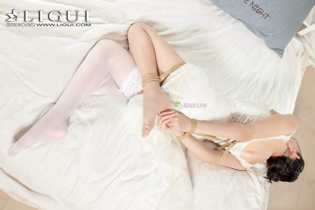 美女敏儿图片