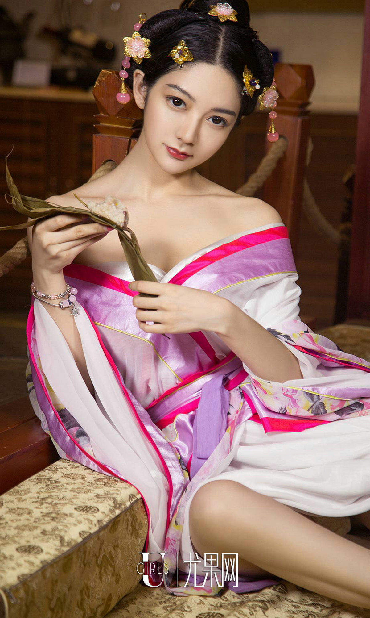 田小燕图片